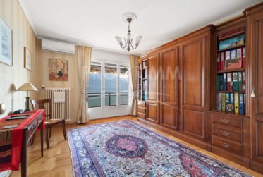 Rare: Attique 4.5 pièces - vue imprenable - 2 places de parking