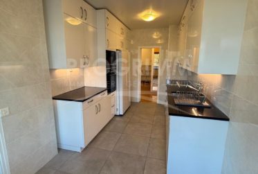 Appartement meublé - 2 chambres avec box + Cave - Piscine