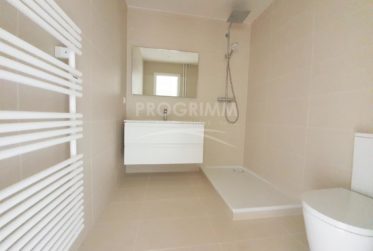 Exclusivité Champel - Appartement neuf et loué de près de 82m2 PPE - Box