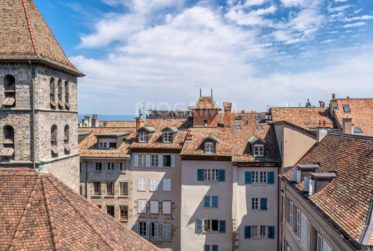 Vieille-ville - Superbe 4 pièces avec Studio - Dernier étage - Ascenseur